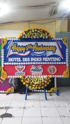 Papan Bunga di Tangki
