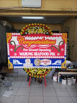 Papan Bunga di Tangki